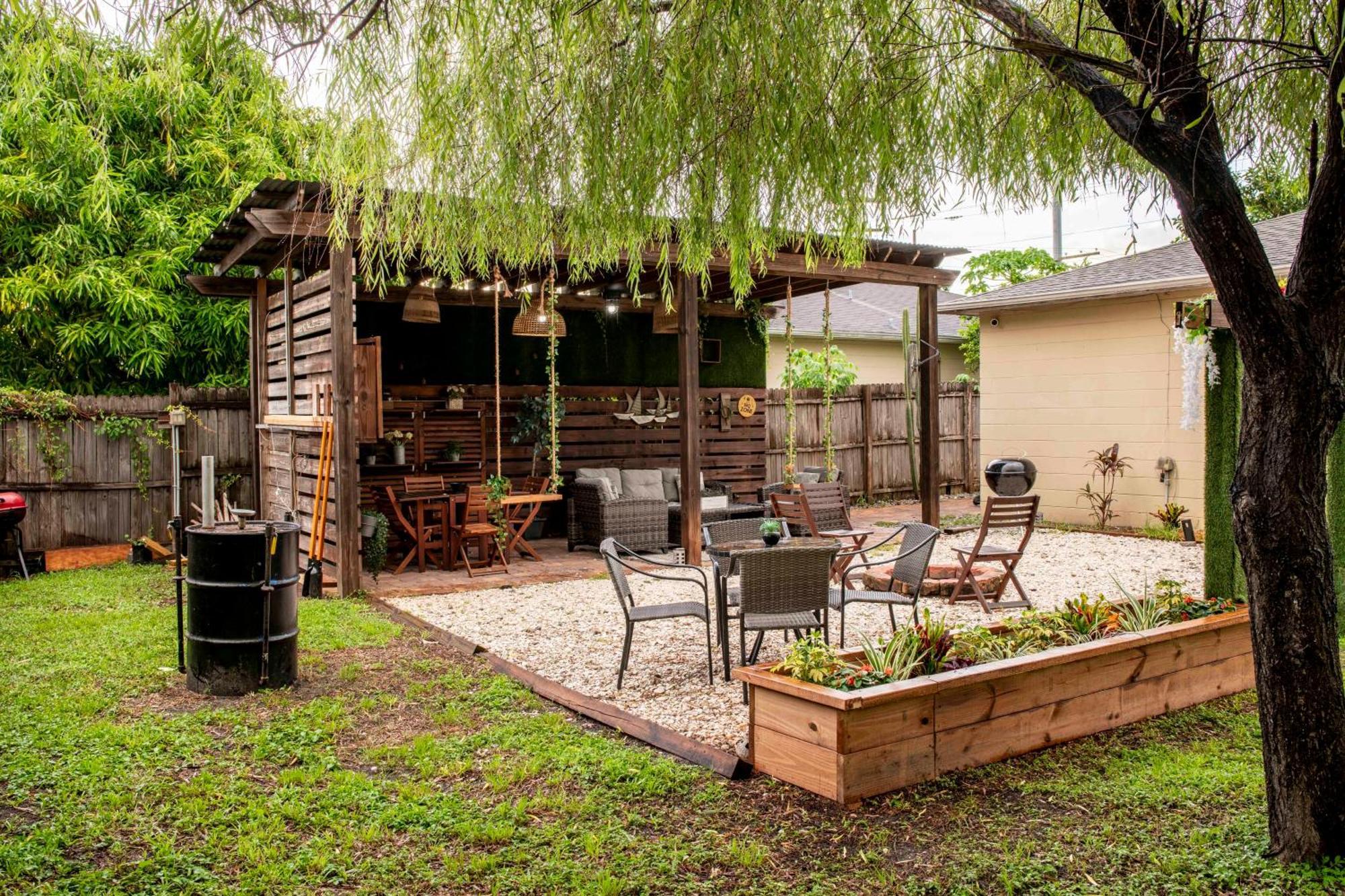 Upscale Ybor House With Outdoor Living Space