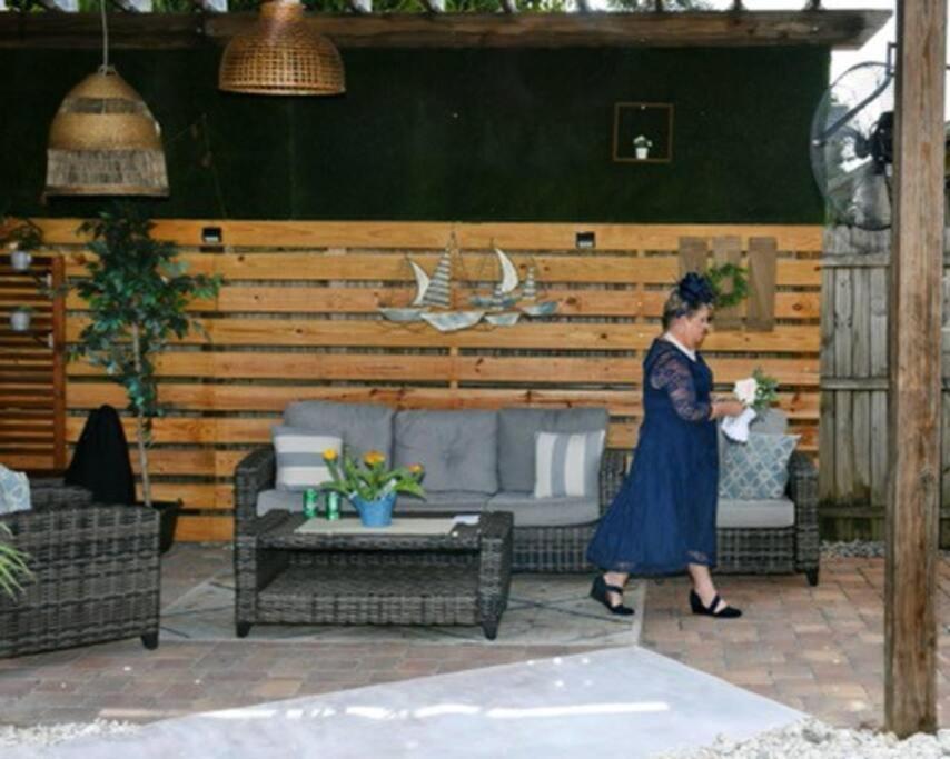 Upscale Ybor House With Outdoor Living Space Ferienhaus