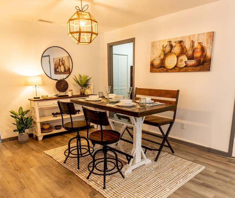 Upscale Ybor House With Outdoor Living Space Tampa