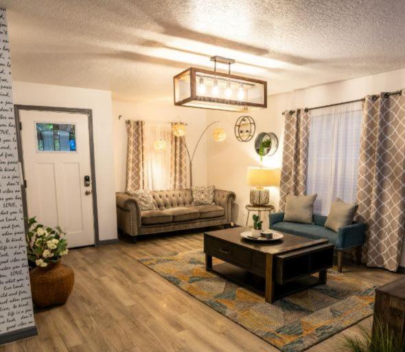 Upscale Ybor House With Outdoor Living Space Ferienhaus *