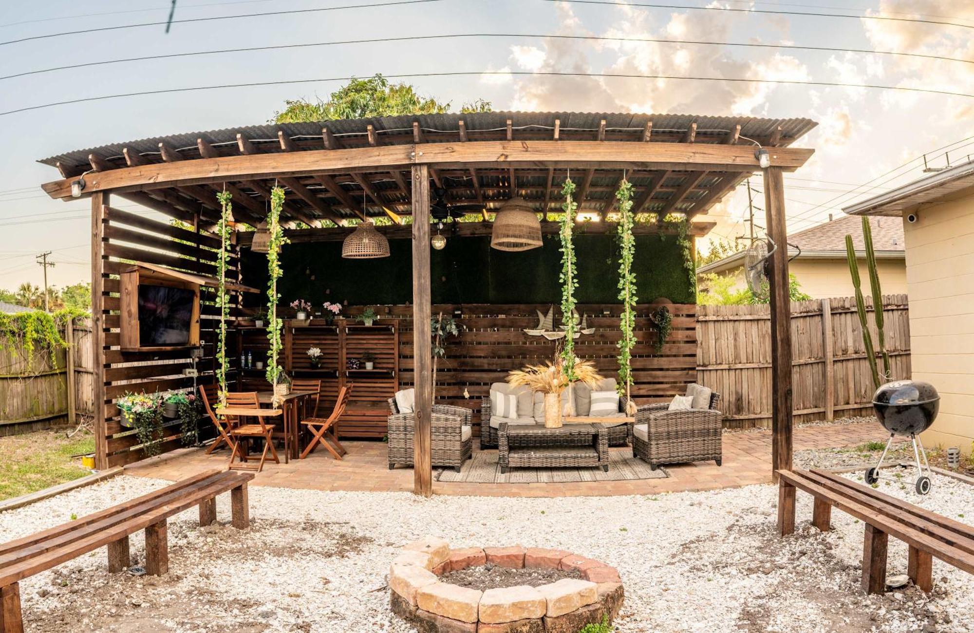 Upscale Ybor House With Outdoor Living Space * Tampa